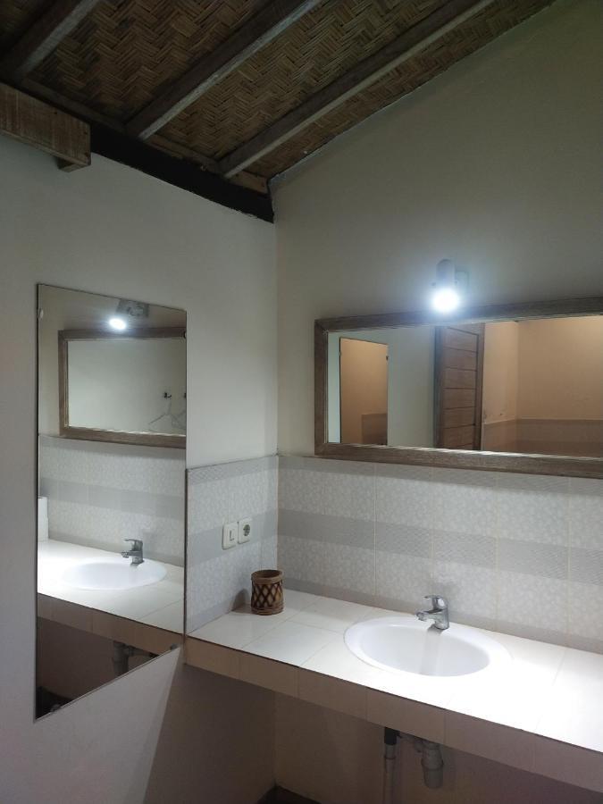 Comeback Guesthouse Canggu  Exterior photo