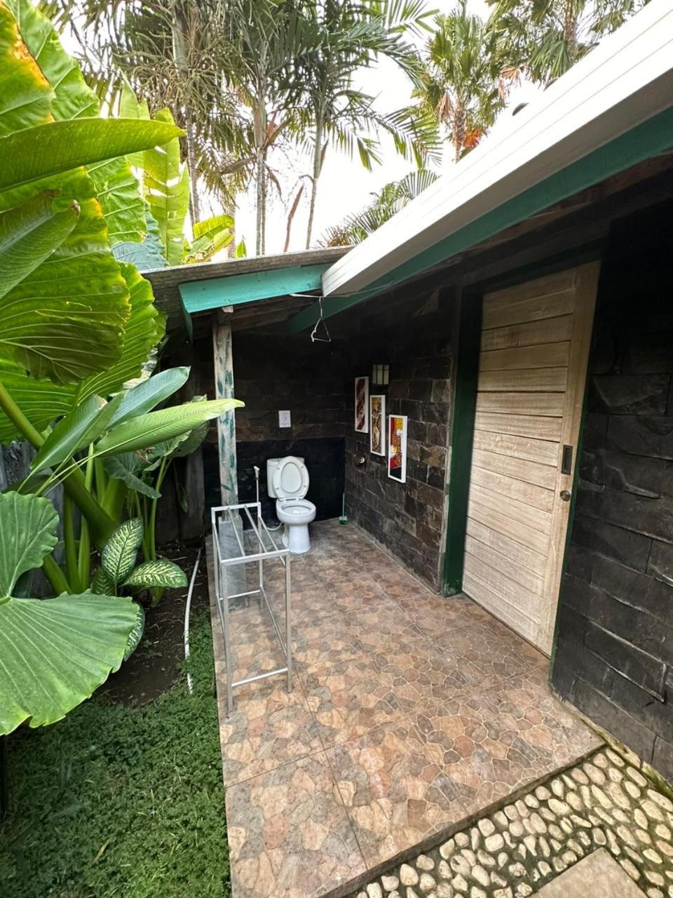Comeback Guesthouse Canggu  Exterior photo